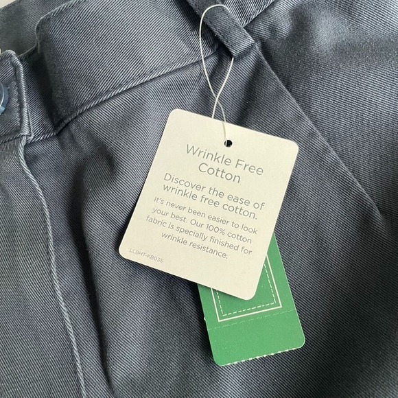 L.L. Bean Bayside Navy Original Fit Wrinkle Free Womens Size 14 Shorts NWT - Picture 4 of 8